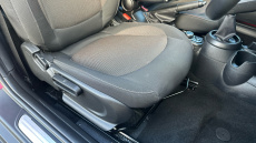 MINI Hatchback 1.5 Cooper Classic 3dr Petrol Hatchback